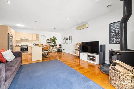 Property photo of 1 Preston Street McKinnon VIC 3204