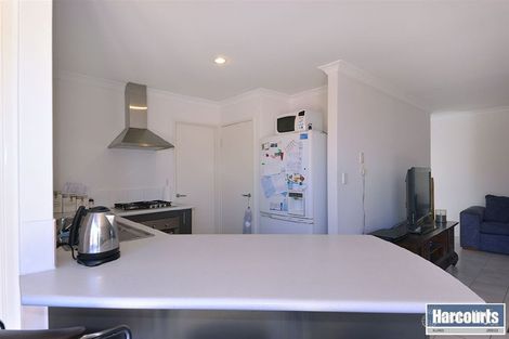 Property photo of 4/22 Watkins Loop Tapping WA 6065