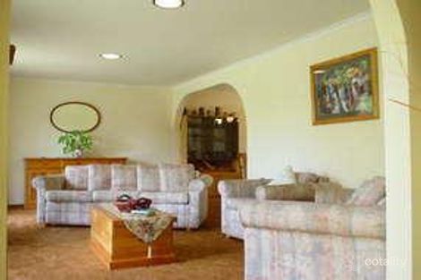 Property photo of 10 Champion Crescent Glen Waverley VIC 3150