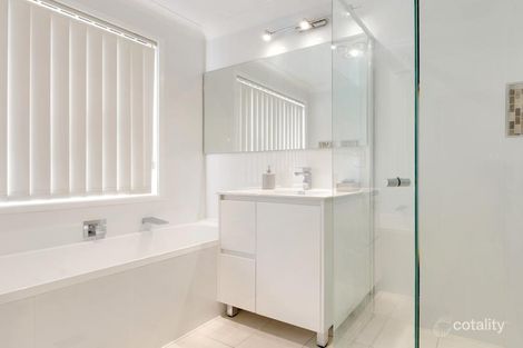 Property photo of 3 Ore Place Eagle Vale NSW 2558