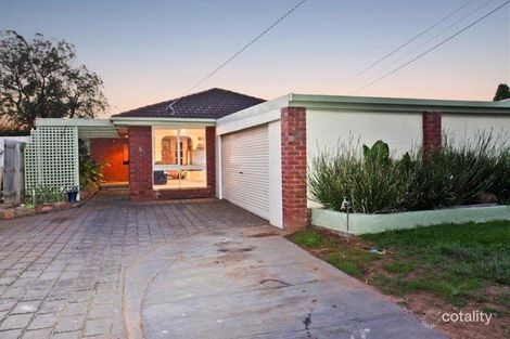 Property photo of 4 Loddon Court Werribee VIC 3030