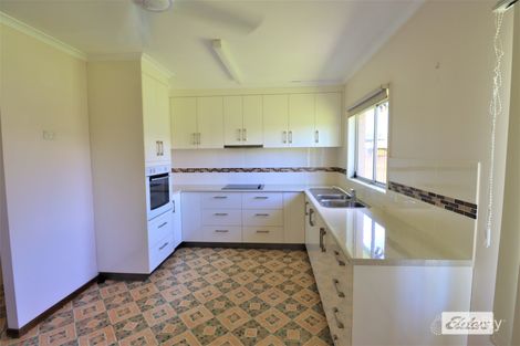 Property photo of 6 Churchill Avenue Ooralea QLD 4740