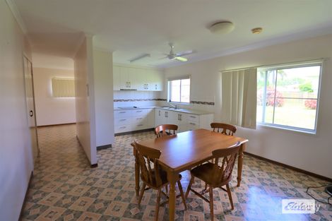 Property photo of 6 Churchill Avenue Ooralea QLD 4740