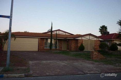 126 Forest Lakes Dr, Thornlie, WA 6108