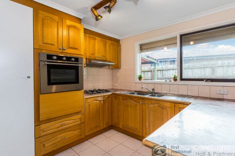 Property photo of 10 Judge Rise Endeavour Hills VIC 3802