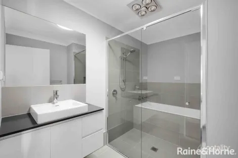 Property photo of 6B Halloran Street Vincentia NSW 2540