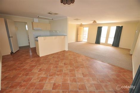 Property photo of 10 Melaleuca Court Roxby Downs SA 5725