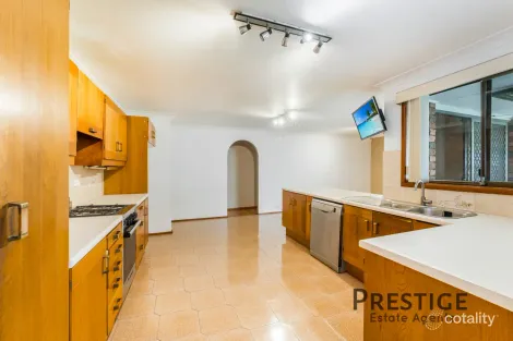 Property photo of 14 Orlando Place Edensor Park NSW 2176