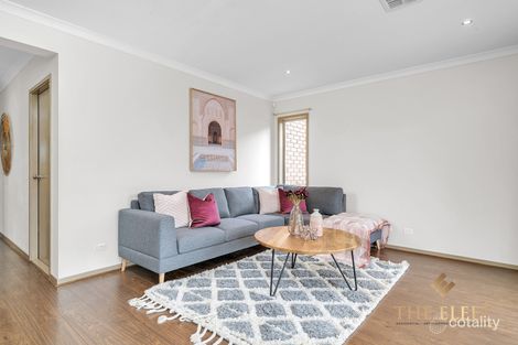 Property photo of 3 Fleur Way Truganina VIC 3029
