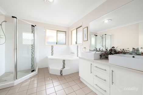 Property photo of 27 Semper Place Calamvale QLD 4116