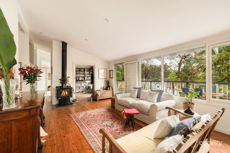 61 HUNTER AVE, ST IVES, NSW 2075