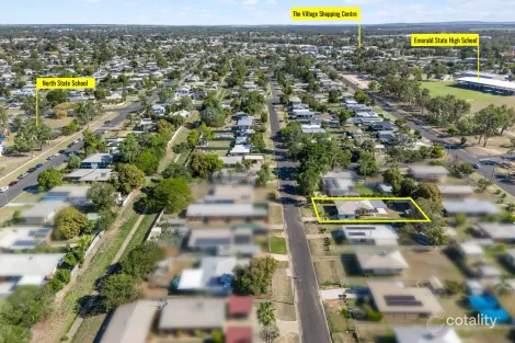 Property photo of 23 Diamond Avenue Emerald QLD 4720