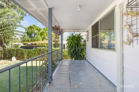 Property photo of 23 Diamond Avenue Emerald QLD 4720