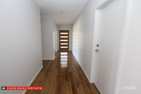 Property photo of 20 Colls Close Yass NSW 2582