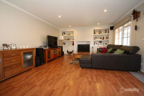 Property photo of 24 Lakeside Crescent Croydon Hills VIC 3136