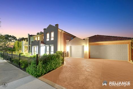 Property photo of 7 Jackson Place Caroline Springs VIC 3023