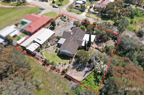 Property photo of 8 Stanley Place Clare SA 5453