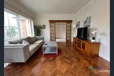 32 Sluman St, Denistone West, NSW 2114