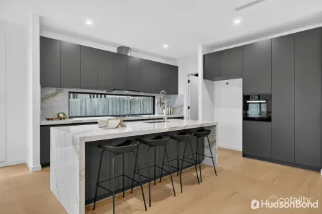 Property photo of 6 McKeon Road Mitcham VIC 3132
