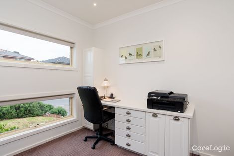 Property photo of 37 Larbert Road Mooroolbark VIC 3138