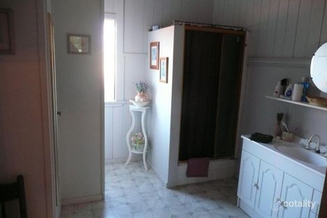 Property photo of 253 Tingal Road Wynnum QLD 4178