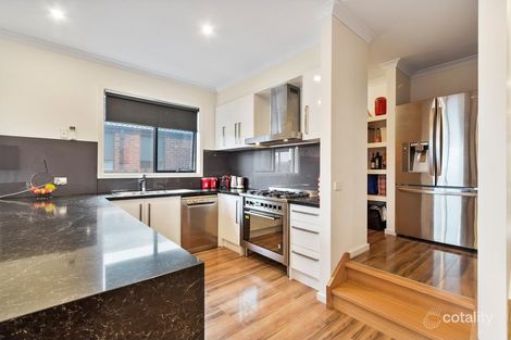 Property photo of 5 Selwyn Court Skye VIC 3977