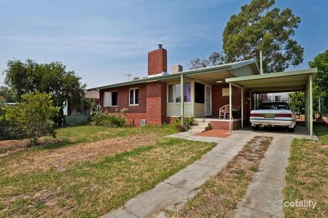 28 Clianthus Way, Koongamia, WA 6056