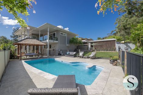 Property photo of 15 Kenneth Place Mannering Park NSW 2259