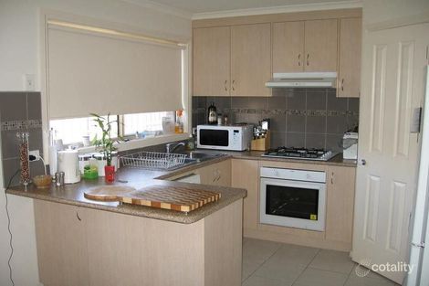 Property photo of 2/11 Coco Parade Skye VIC 3977