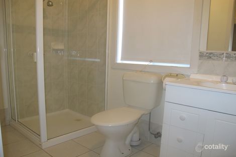 Property photo of 5 Stoneman Turn Caroline Springs VIC 3023