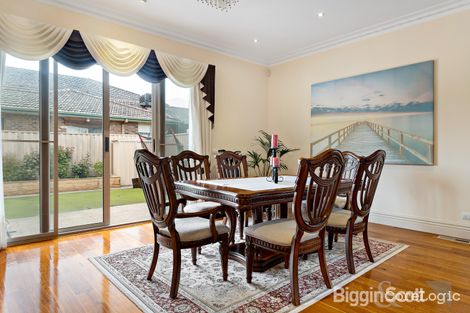 Property photo of 8 Myrtle Street Glen Waverley VIC 3150