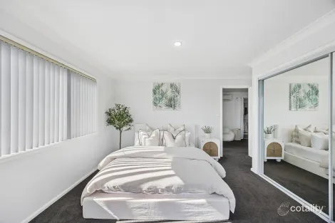 Property photo of 8 George Hely Crescent Killarney Vale NSW 2261