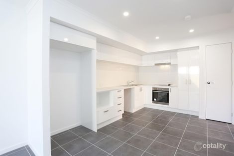Property photo of 2/1 College Street Bahrs Scrub QLD 4207