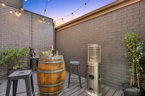 Property photo of 17 Scaevola Road Craigieburn VIC 3064