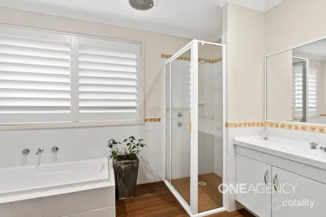 Property photo of 53 Gardenia Crescent Bomaderry NSW 2541