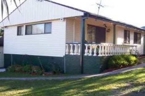 2 Coral Cres, Gateshead, NSW 2290