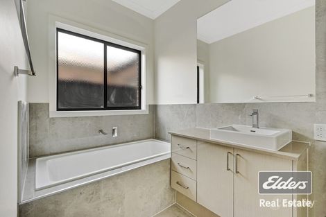 Property photo of 32 Skypac Street Weir Views VIC 3338