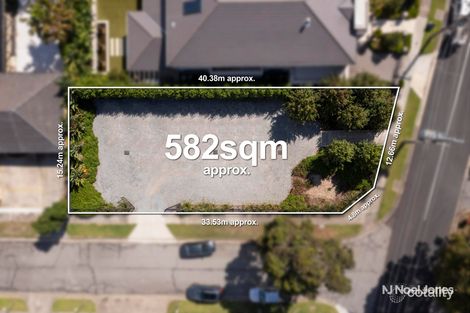 4 Sevenoaks Rd, Burwood East, VIC 3151