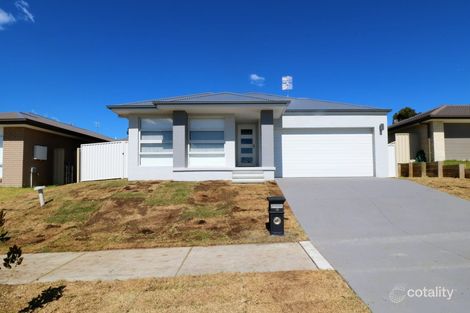 Property photo of 18 Mornington Circuit Gwandalan NSW 2259