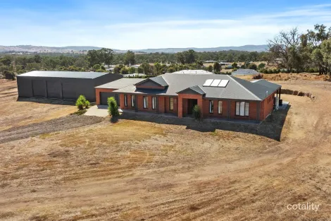 9 Red Box Ct, Seymour, VIC 3660