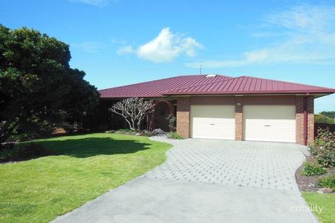 14 Periwinkle Dr, Lakes Entrance, VIC 3909