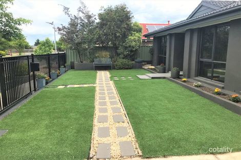 Property photo of 27 Dowling Avenue Hoppers Crossing VIC 3029