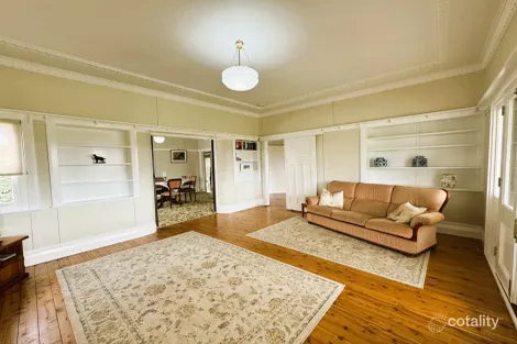 Property photo of 5 Mitchell Crescent Inverell NSW 2360