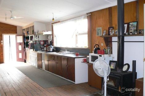 Property photo of 98 Salisbury Street Blandford NSW 2338