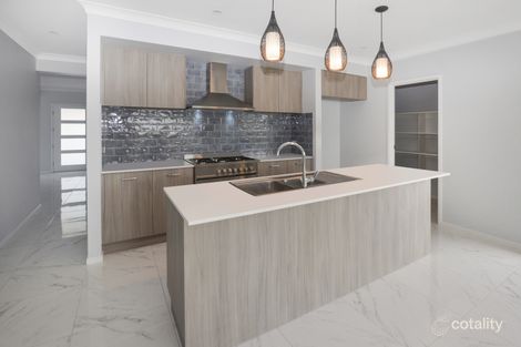 Property photo of 4 Latrobe Court Spring Mountain QLD 4300