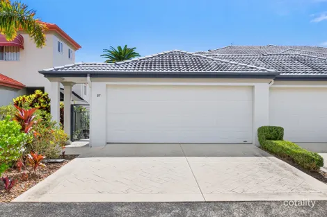 27/2 Bronberg Ct, Southport, QLD 4215