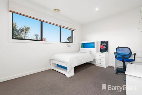 Property photo of 38 Jack Holt Way Mordialloc VIC 3195