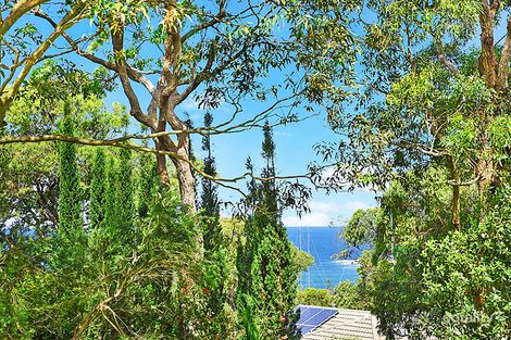 Property photo of 60 Scenic Drive Caves Beach NSW 2281