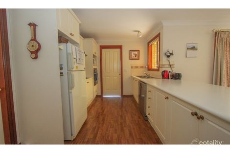 Property photo of 46 Cedar Drive Llanarth NSW 2795