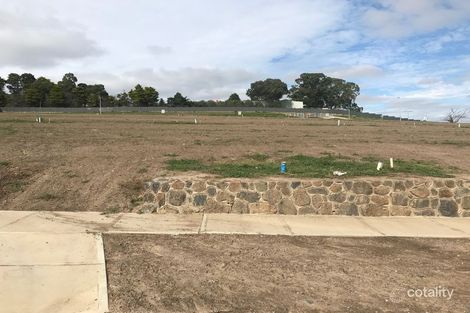 Property photo of 35 Elderfield Circuit Doreen VIC 3754